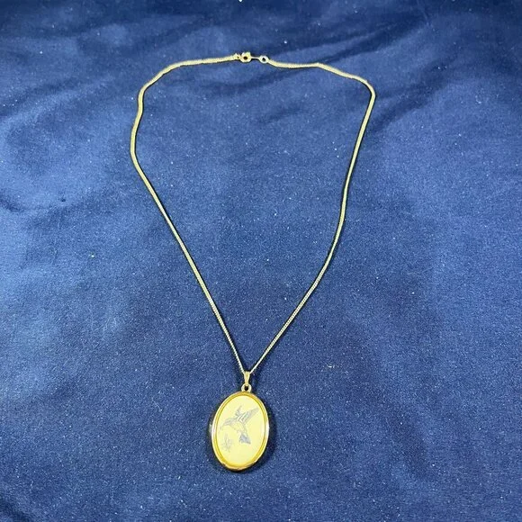 Vintage Barlow Hummingbird Pendant Necklace With Gold-Tone Chain & Oval Charm Si - Picture 2 of 4